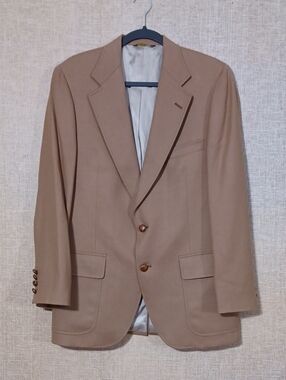 Men's Camel Tan Single-Breasted Blazer - Classic Tailored Sport Coat